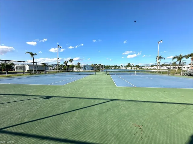 4711 Mayflower Way W, Estero, Florida 33928