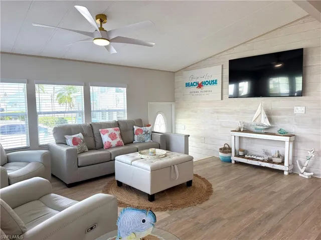 4711 Mayflower Way W, Estero, Florida 33928