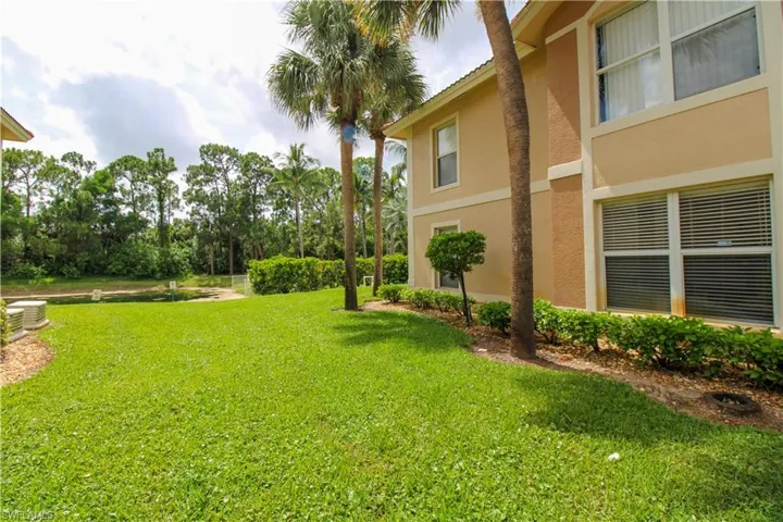 8215 Ibis Club Dr 102, Naples, Florida 34104