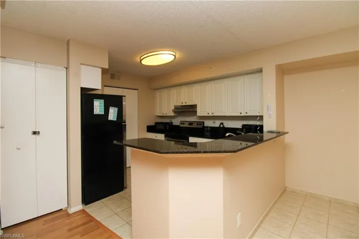 8215 Ibis Club Dr 102, Naples, Florida 34104