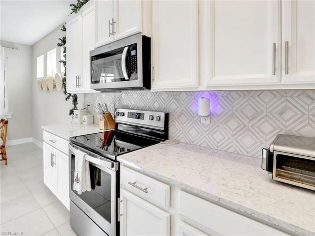 Beautiful backsplash