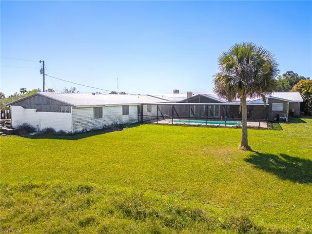 1085 West Ave, Moore Haven, Florida 33471