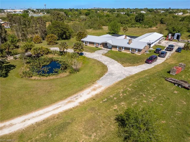 1085 West Ave, Moore Haven, Florida 33471