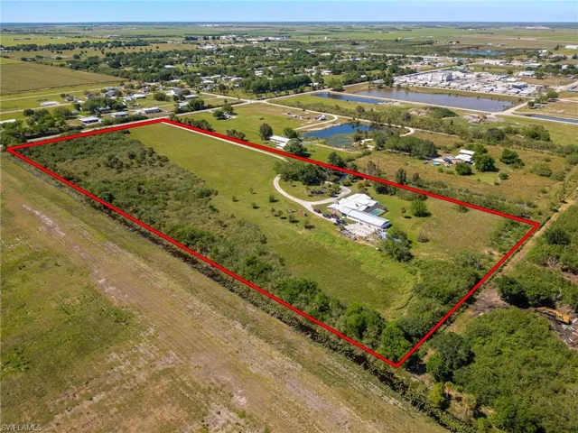 1085 West Ave, Moore Haven, Florida 33471
