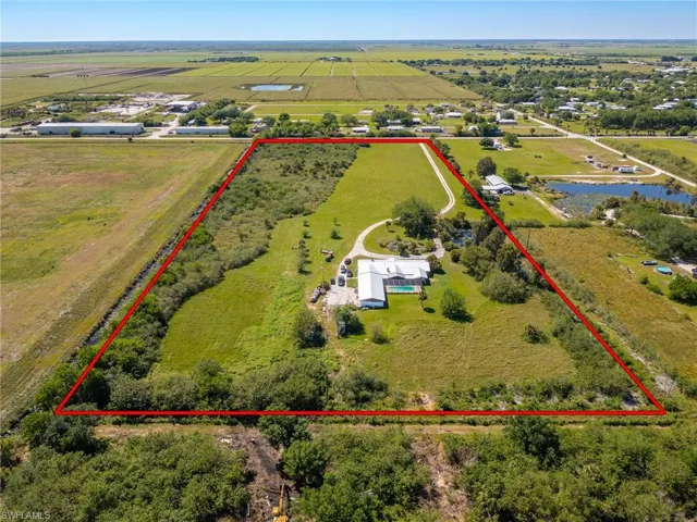 1085 West Ave, Moore Haven, Florida 33471