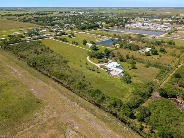 1085 West Ave, Moore Haven, Florida 33471