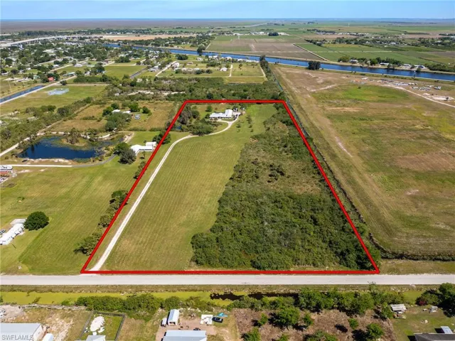 1085 West Ave, Moore Haven, Florida 33471