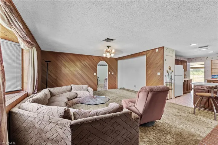 1085 West Ave, Moore Haven, Florida 33471