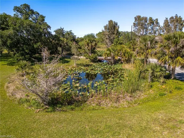 1085 West Ave, Moore Haven, Florida 33471