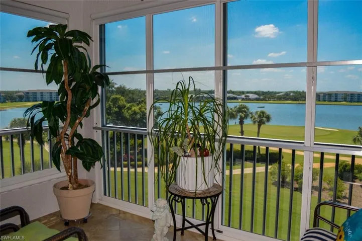 Panoramic Lanai Views of Golf Course and Lake