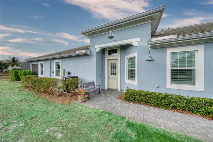 5927  Haiti  DR, Naples, FL 34113
