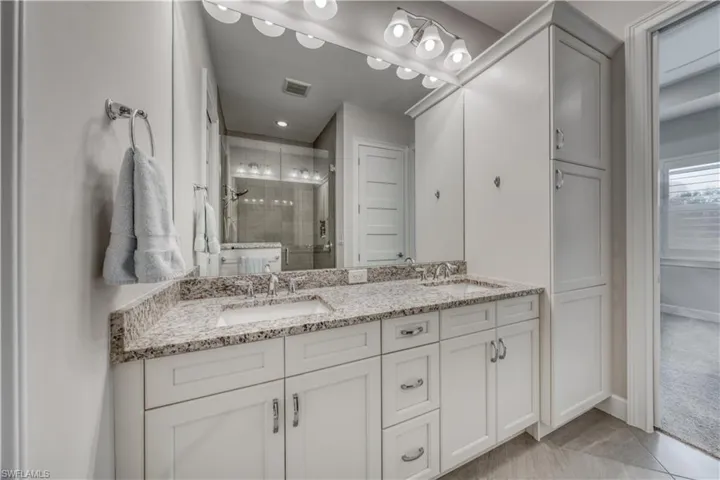 5927  Haiti  DR, Naples, FL 34113