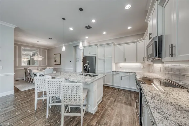 5927  Haiti  DR, Naples, FL 34113