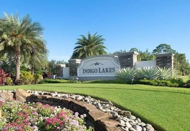 Entry to Indigo Lakes