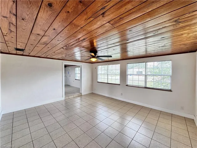 1275 Gramac Dr, North Fort Myers, Florida 33917