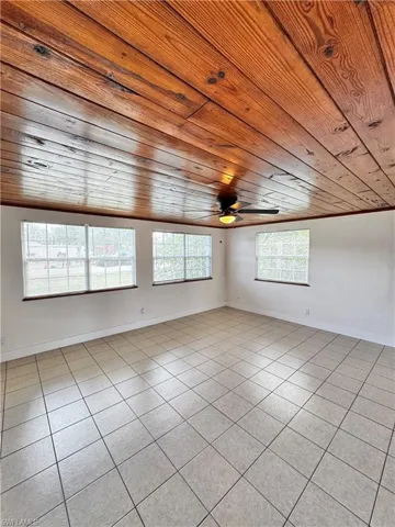 1275 Gramac Dr, North Fort Myers, Florida 33917