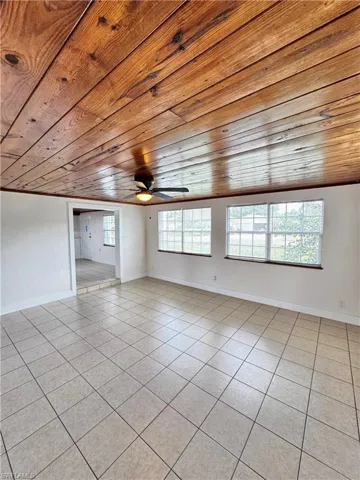 1275 Gramac Dr, North Fort Myers, Florida 33917