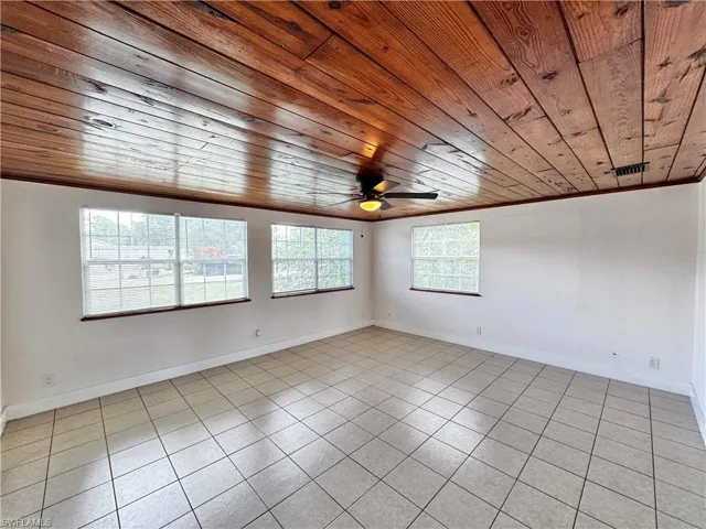 1275 Gramac Dr, North Fort Myers, Florida 33917