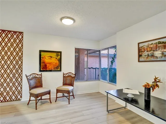 114  Cypress E WAY, Naples, FL 34110