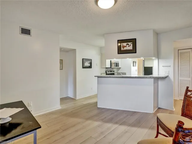 114  Cypress E WAY, Naples, FL 34110