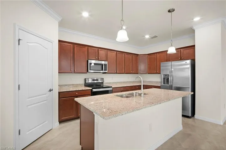 14542 Monrovia Ln, Fort Myers, Florida 33905