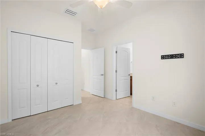 14542 Monrovia Ln, Fort Myers, Florida 33905