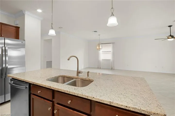 14542 Monrovia Ln, Fort Myers, Florida 33905