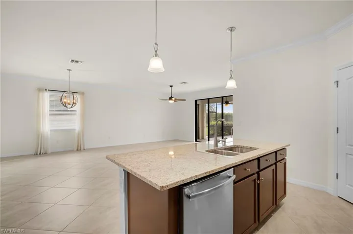 14542 Monrovia Ln, Fort Myers, Florida 33905
