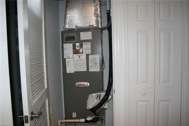 Utility room with heating unit