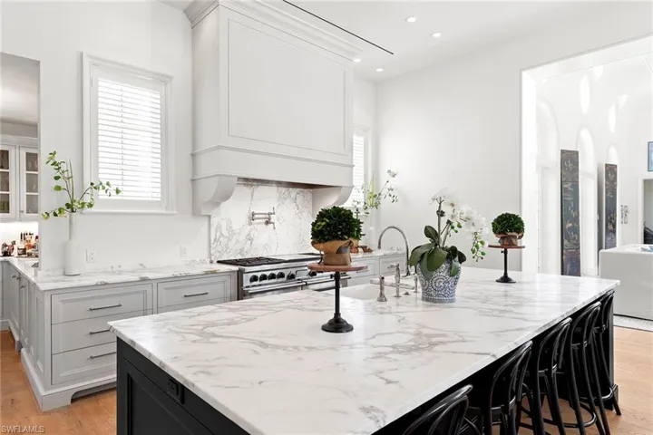 28740 Blaisdell Dr, Naples, Florida 34119