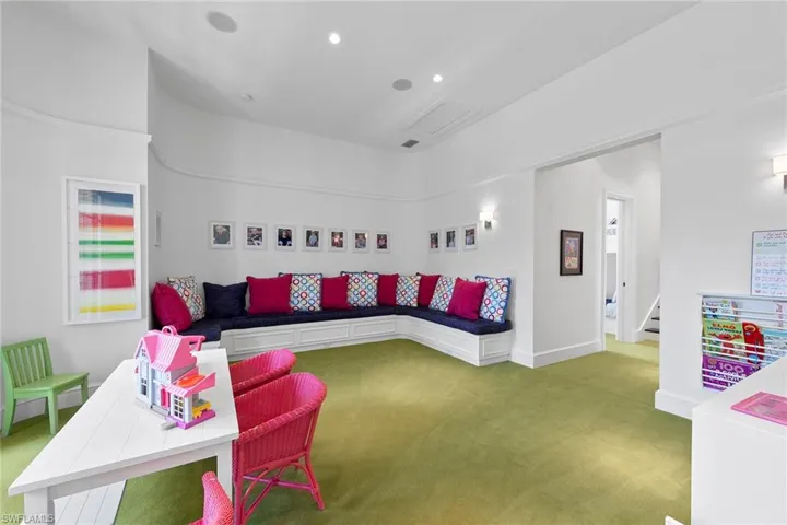 28740 Blaisdell Dr, Naples, Florida 34119