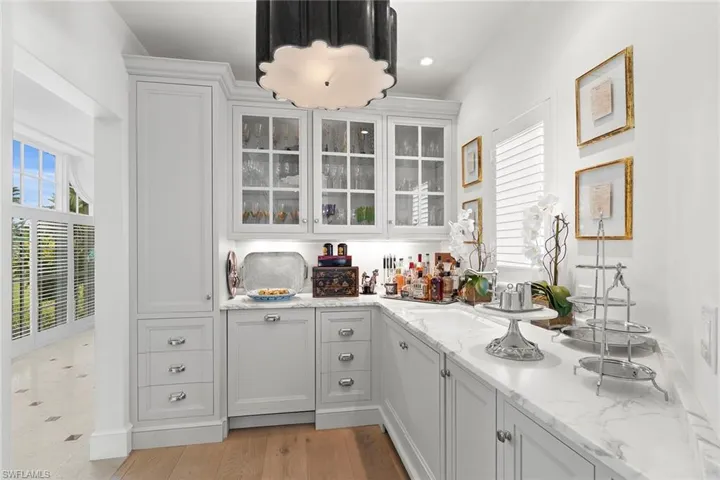 28740 Blaisdell Dr, Naples, Florida 34119