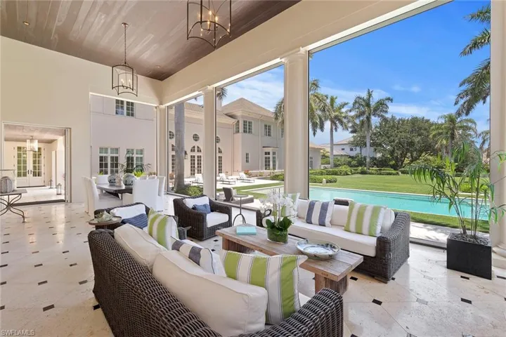 28740 Blaisdell Dr, Naples, Florida 34119