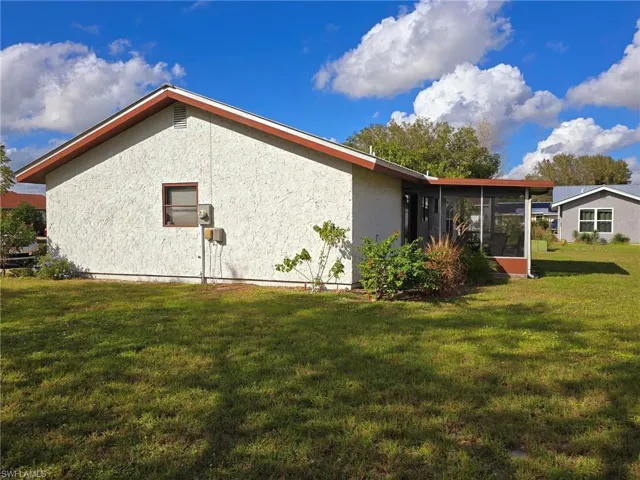 2001  Showboat  LN, Labelle, FL 33935
