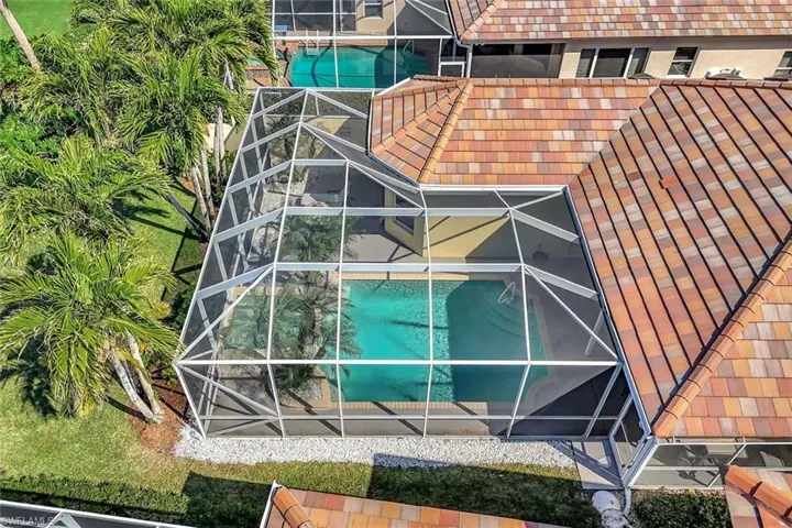 5917  Ashford  LN, Naples, FL 34110
