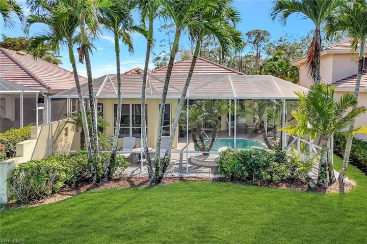 5917  Ashford  LN, Naples, FL 34110