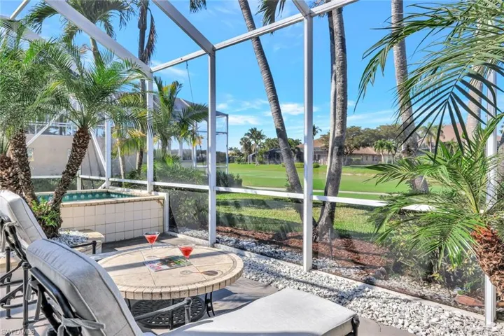 5917  Ashford  LN, Naples, FL 34110