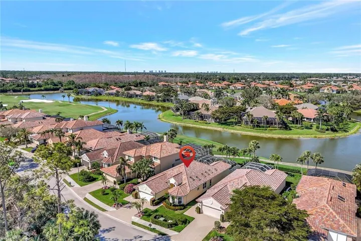 5917  Ashford  LN, Naples, FL 34110