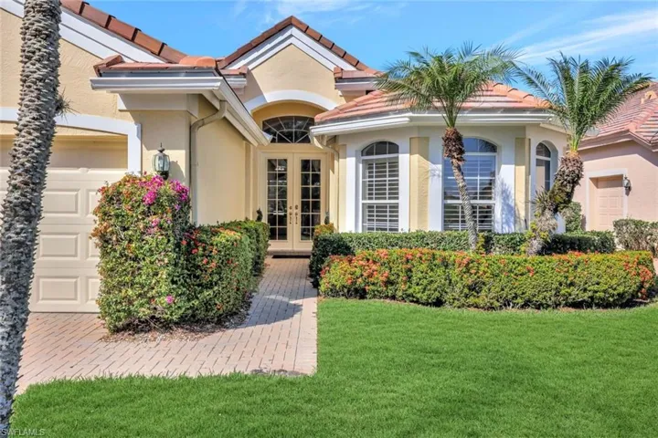 5917  Ashford  LN, Naples, FL 34110