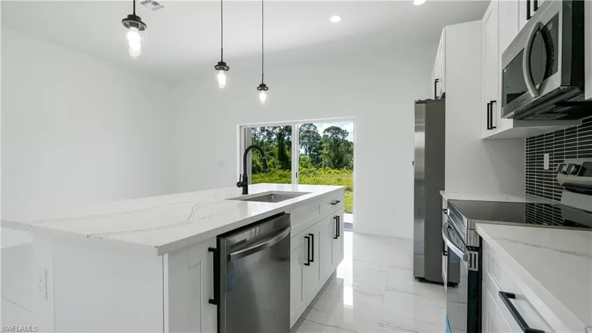 1038 Capetown Ave, Lehigh Acres Fl 33974