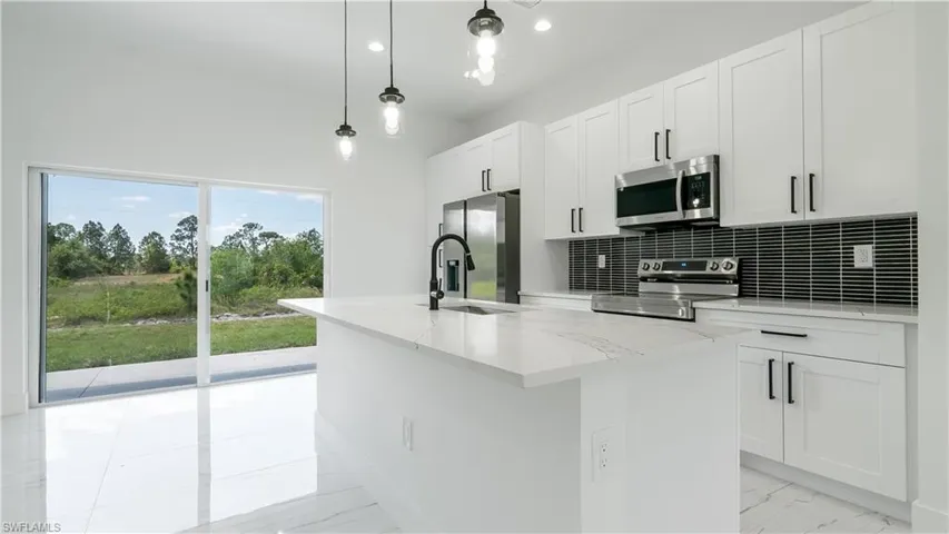 1038 Capetown Ave, Lehigh Acres Fl 33974