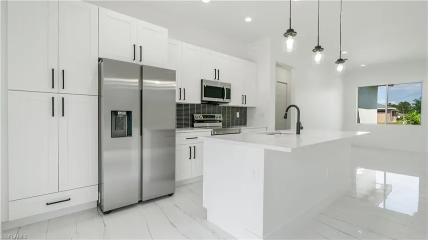 1038 Capetown Ave, Lehigh Acres Fl 33974