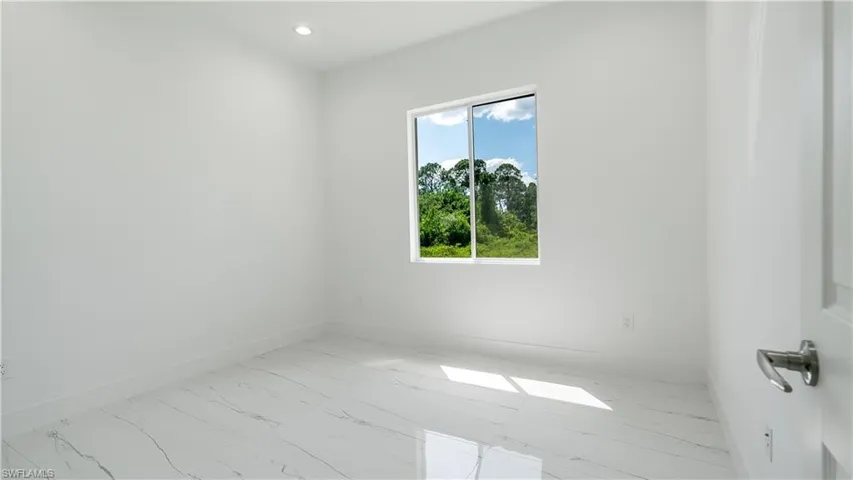 1038 Capetown Ave, Lehigh Acres Fl 33974