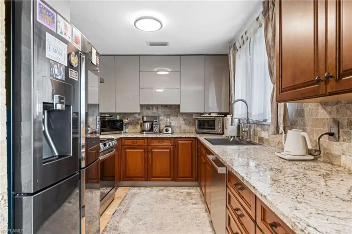 38 Willoughby Dr, Naples, Florida 34110