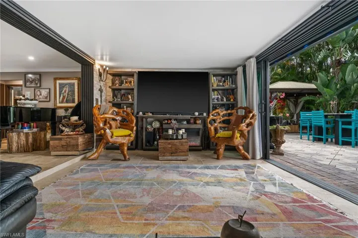 38 Willoughby Dr, Naples, Florida 34110