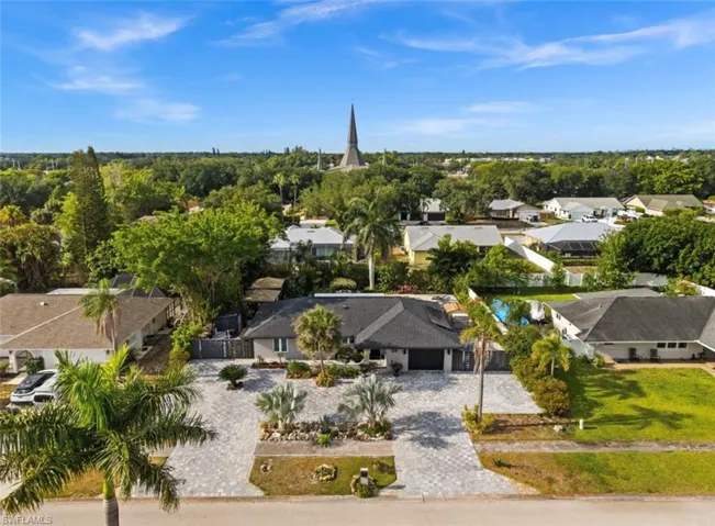 38 Willoughby Dr, Naples, Florida 34110