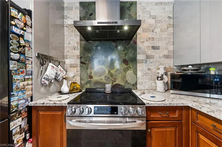 38 Willoughby Dr, Naples, Florida 34110
