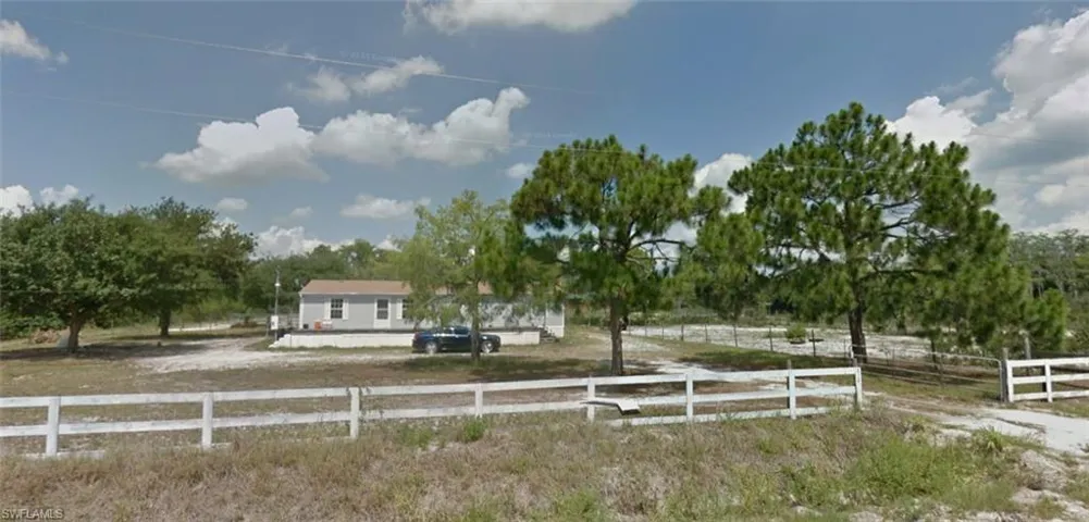View of yard featuring a rural view