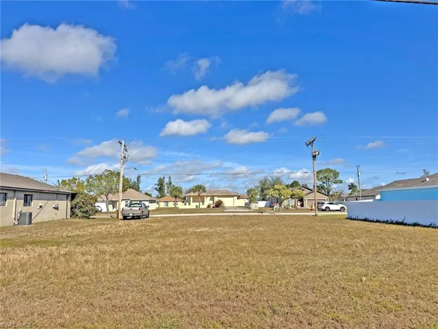 1130 Sw Trafalgar Pkwy, Cape Coral, Florida 33991