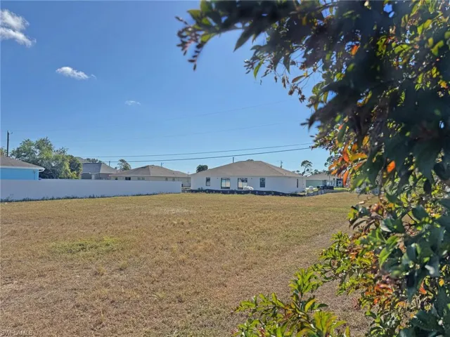 1130 Sw Trafalgar Pkwy, Cape Coral, Florida 33991